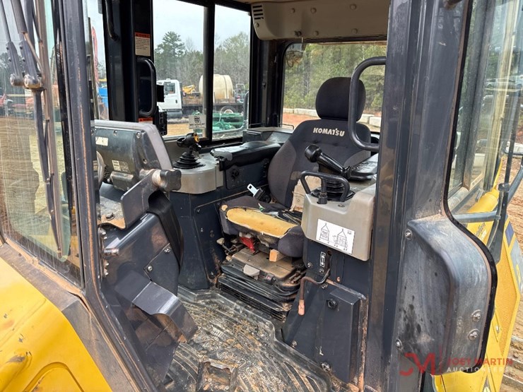 komatsu-d51pxi-24-image-14