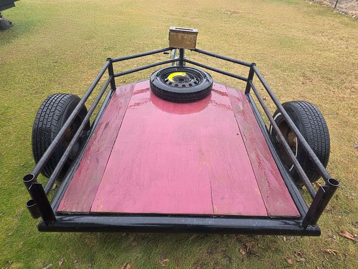 2-wheel-trailer,-bed-measures-51”-x-56”-with-approx-20”-v-front,-wheel-jack,-front-tool-box,-14”-tir-image-8