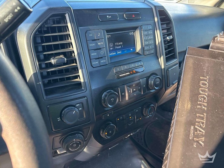 2016-ford-f150-image-17