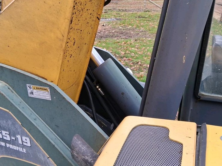 #1301-•-gel-rs5-19-telehandler-image-57