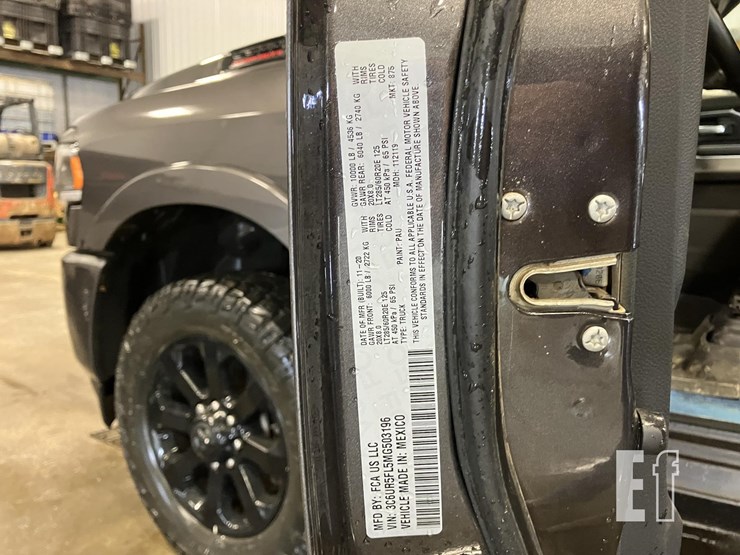 ram-2500-laramie-image-18