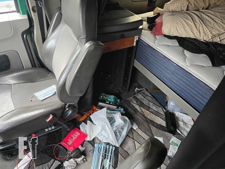 2013-international-prostar-image-26