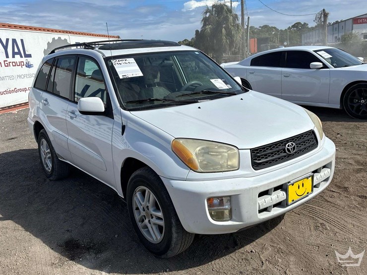 2002-toyota-rav4-image-2