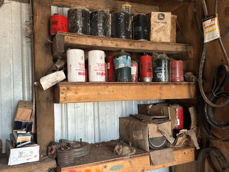 #187-•-oil,-air,-and-fuel-filters-image-1