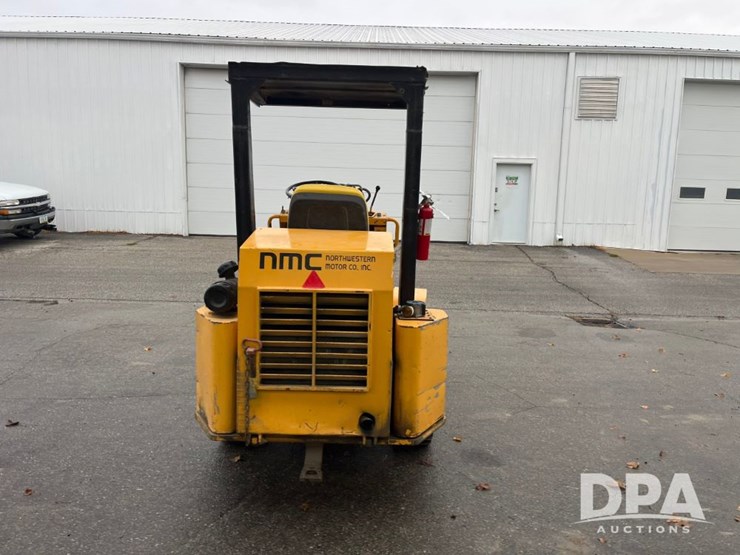 1995-swinger-180-loader-(jn3530)-image-8