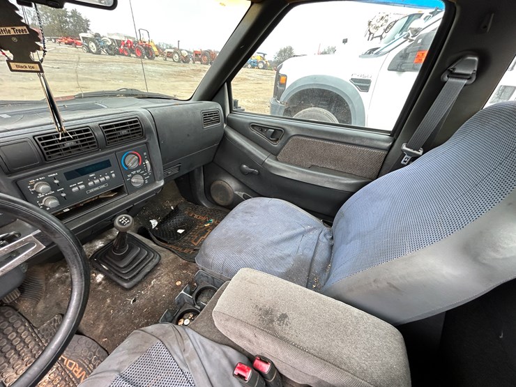 chevrolet-s10-image-8