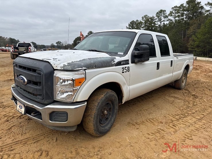 2011-ford-f250-xl-image-4
