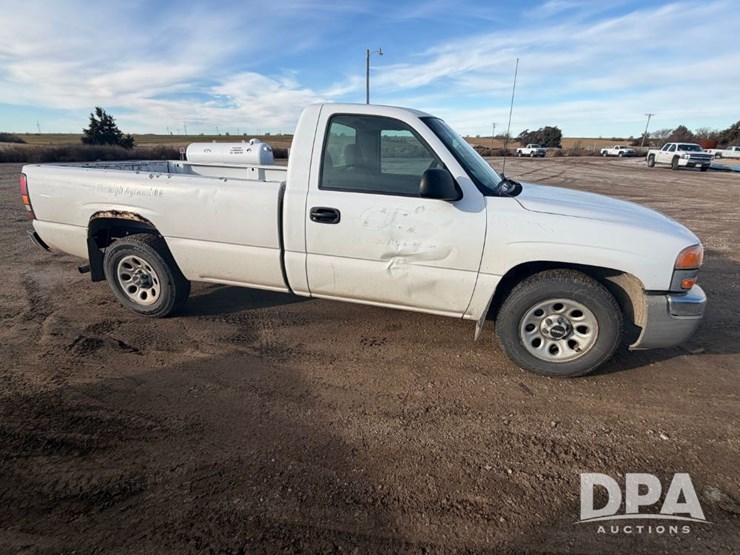 2007-gmc-sierra-1500-image-6