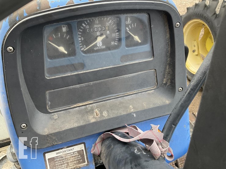 new-holland-tb100-image-6