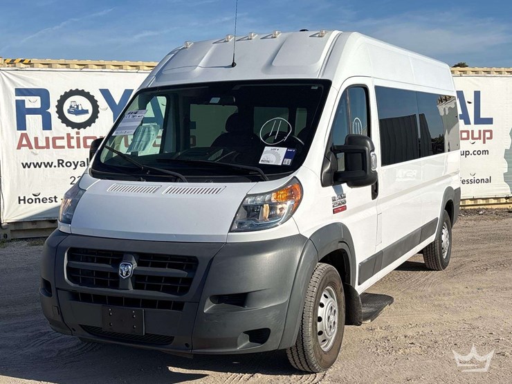 2018-ram-promaster-2500-image-1