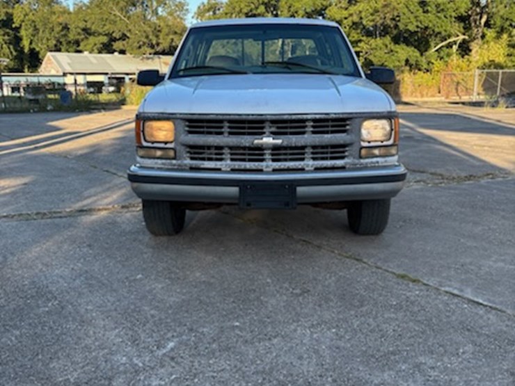 1999-chevrolet-3500-image-4