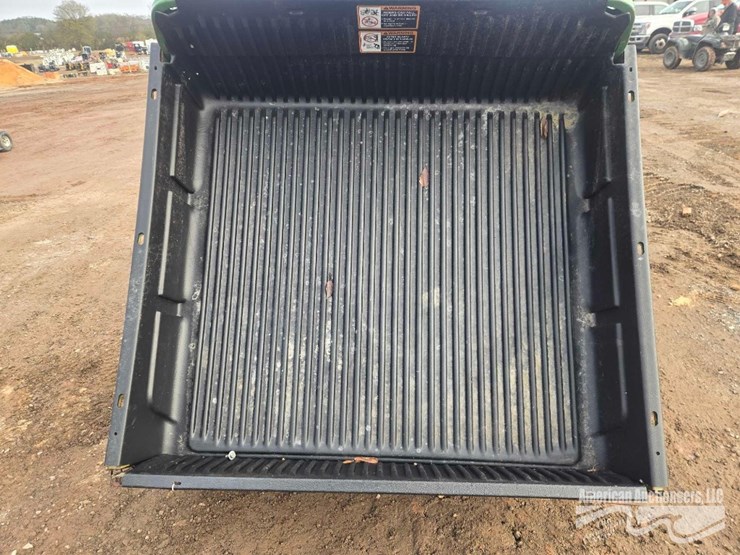 john-deere-turf-gator-image-14