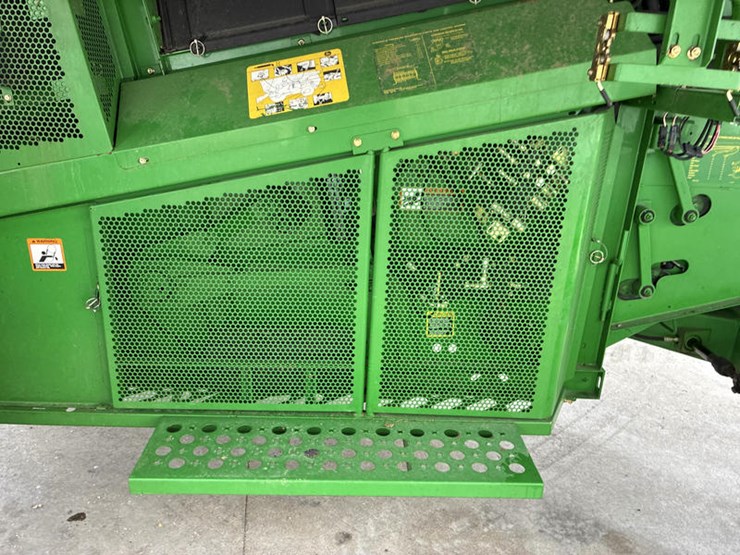 john-deere-9560-image-49
