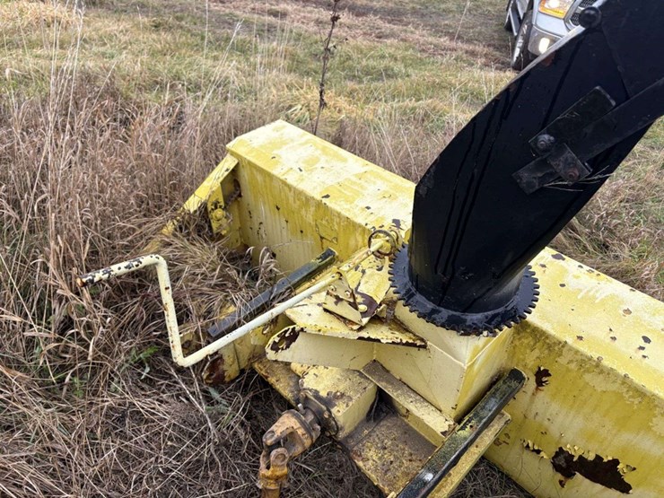 lorenz-6’-snowblower,-540-pto,(missing-1/2-shaft),-manual-turn-spout-image-7