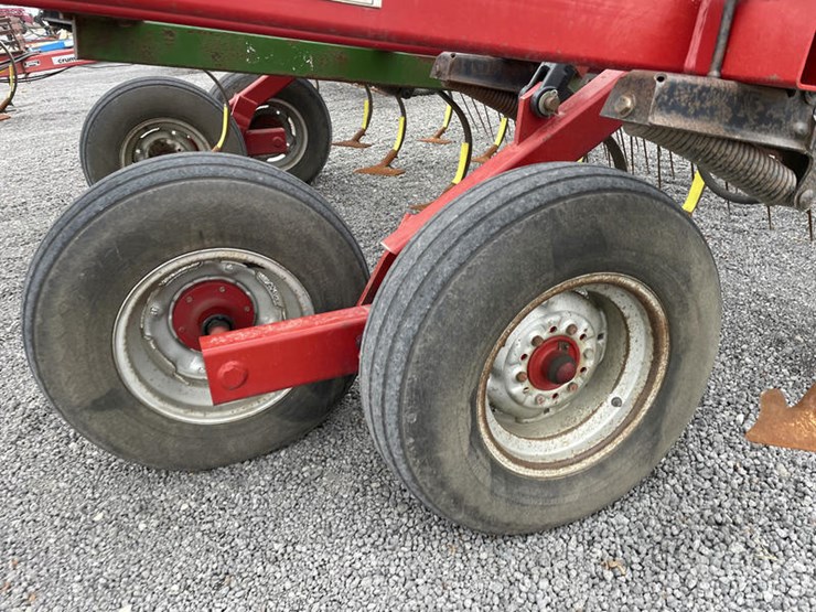 case-ih-4300-image-4