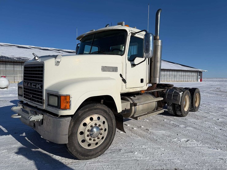 2006-mack-chn613-image-53