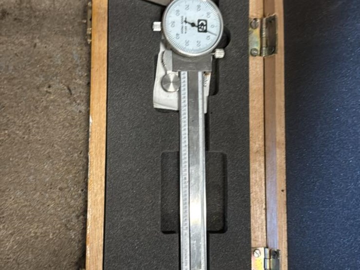 #185-•-work-station-cabinet-and-contents*-image-12