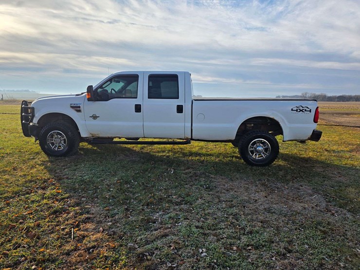 2008-ford-f350-image-17