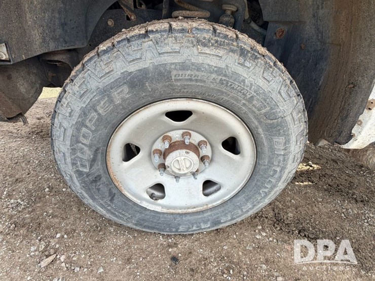 2009-ford-f250-image-25