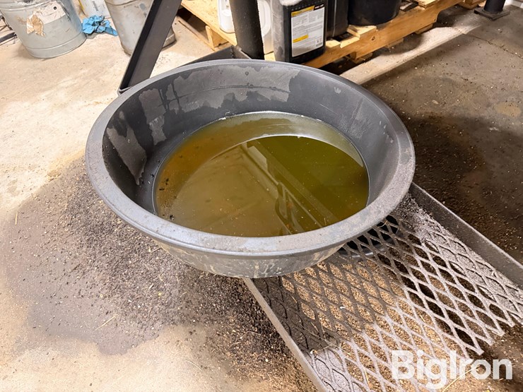 shop-built-3-tank-oil-storage-with-stand-image-18