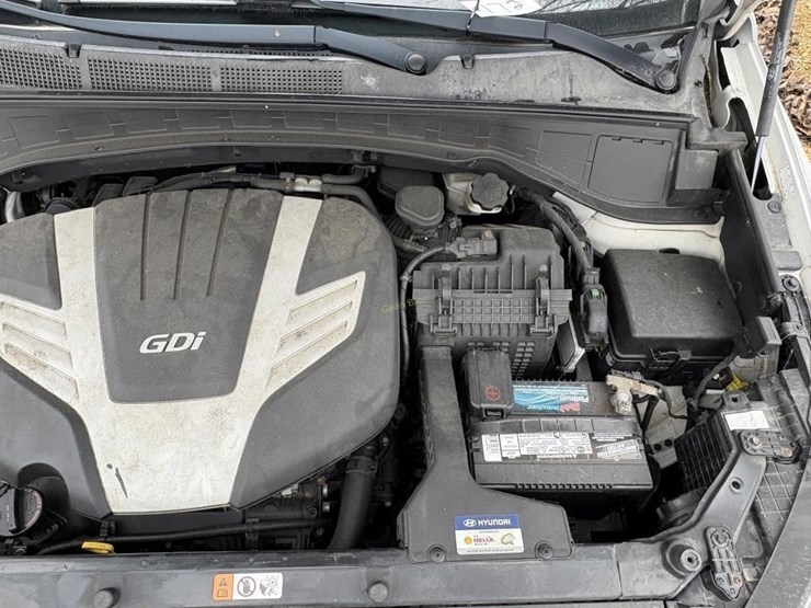 2014-hyundai-sante-fe-suv-image-14