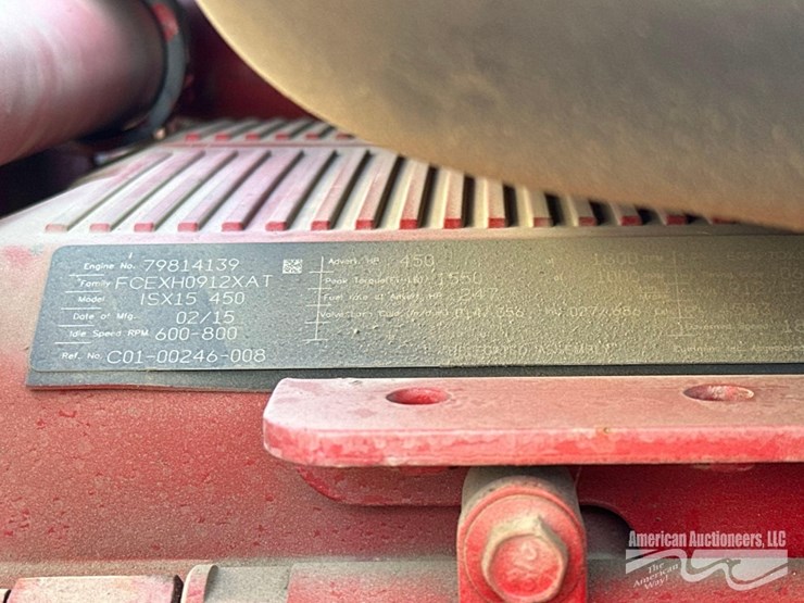 2016-freightliner-cascadia-125-image-12