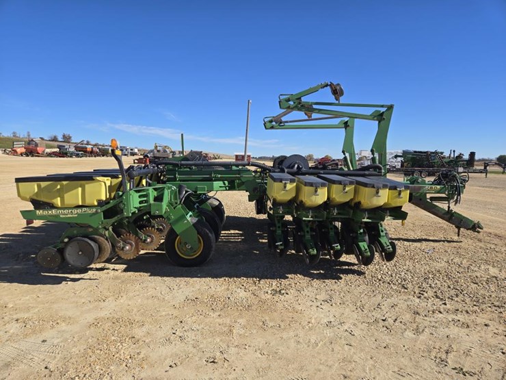 john-deere-1780-image-16