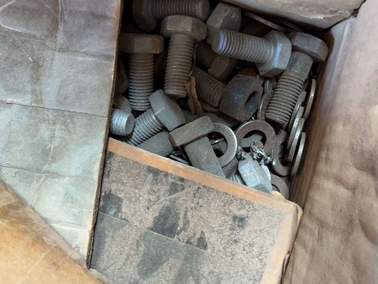 pallet-of-bolts-image-4