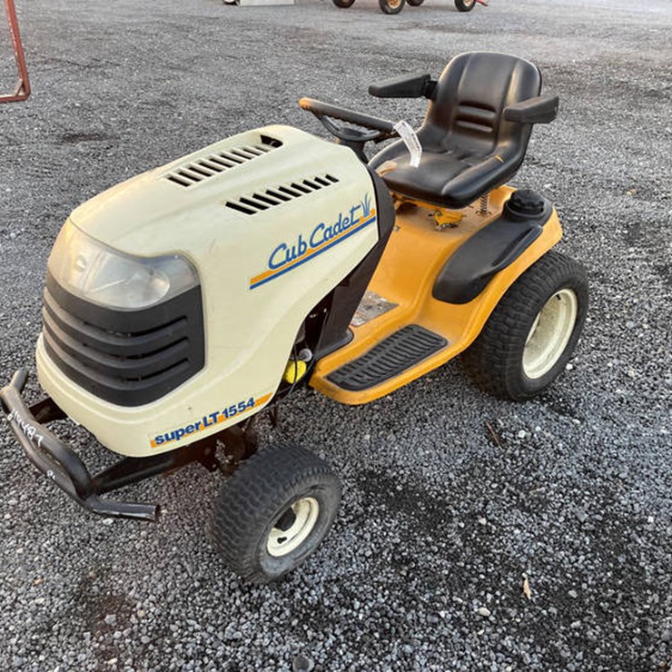 CUB CADET LT1554