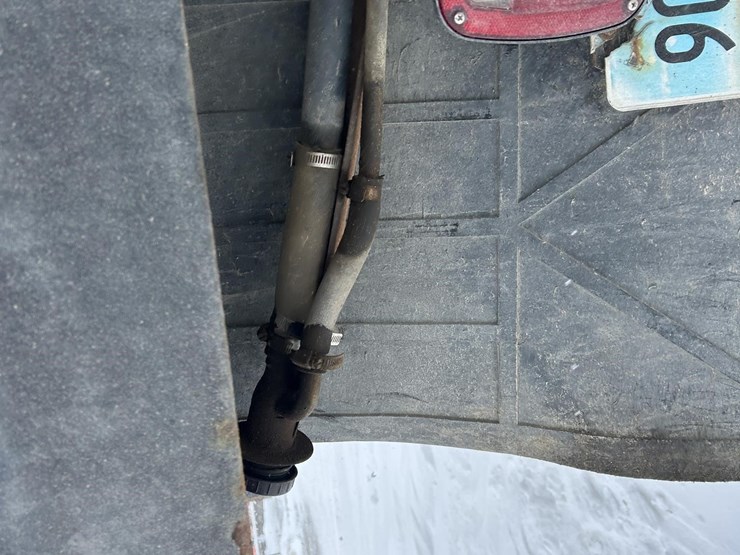 ford-f550-xl-image-40