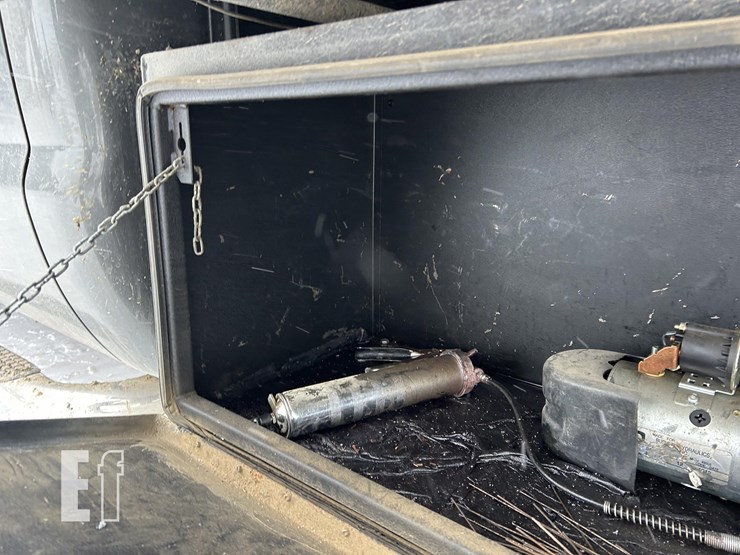 2008-ford-f550-xl-image-36