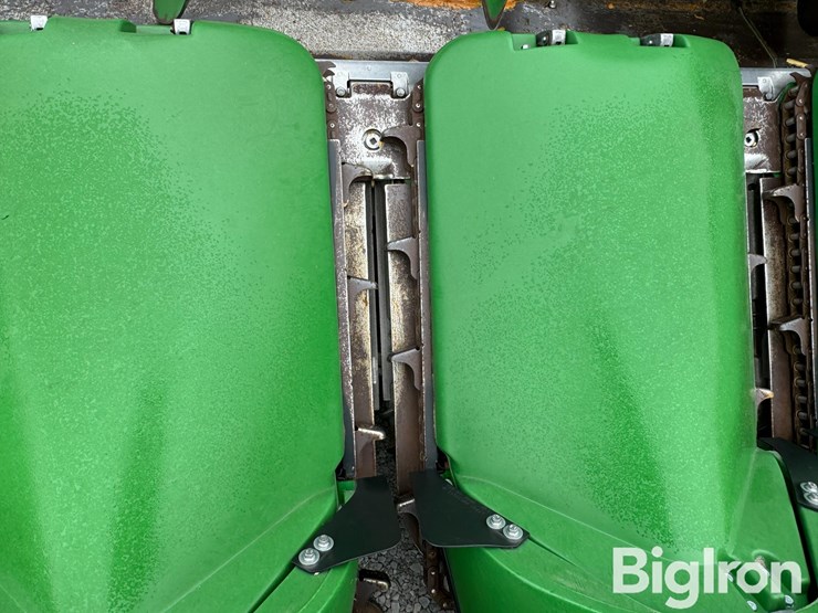 john-deere-c12f-image-13