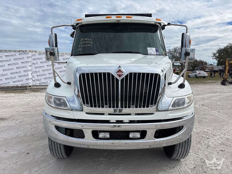 2021-international-mv607-image-47