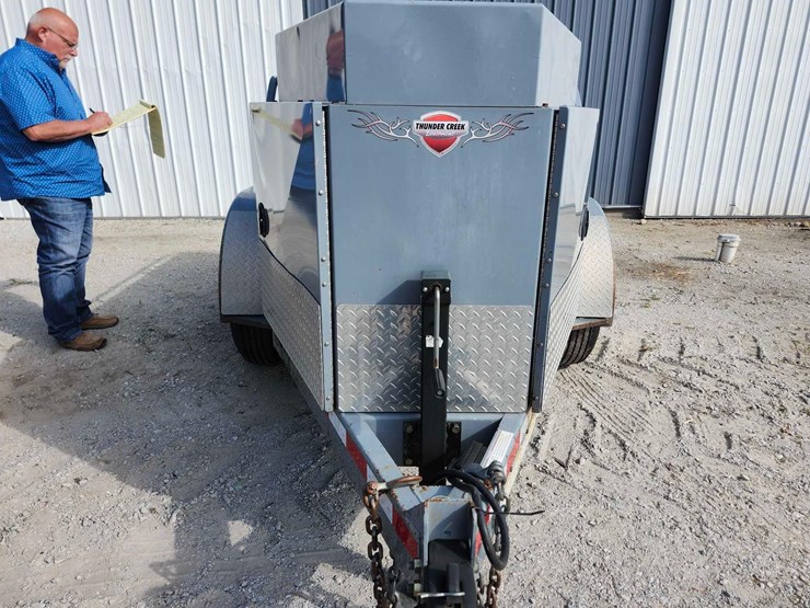 thundercreek-adt-500-tandem-fuel-trailer-image-12
