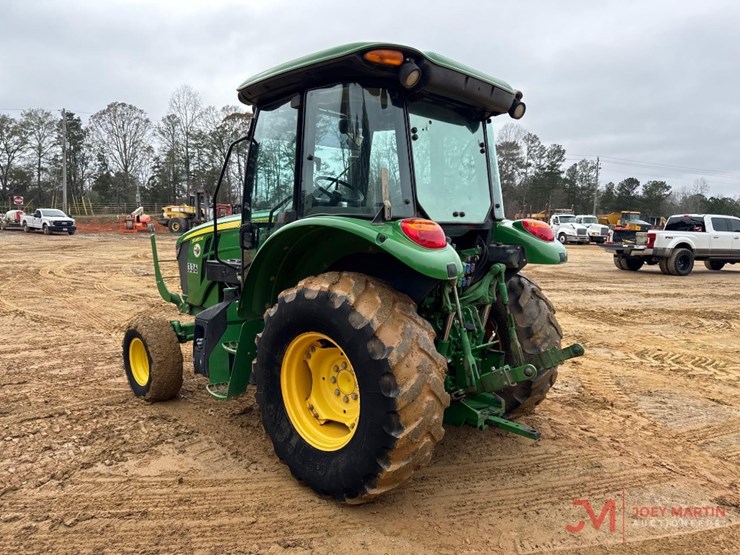 john-deere-5085m-image-3