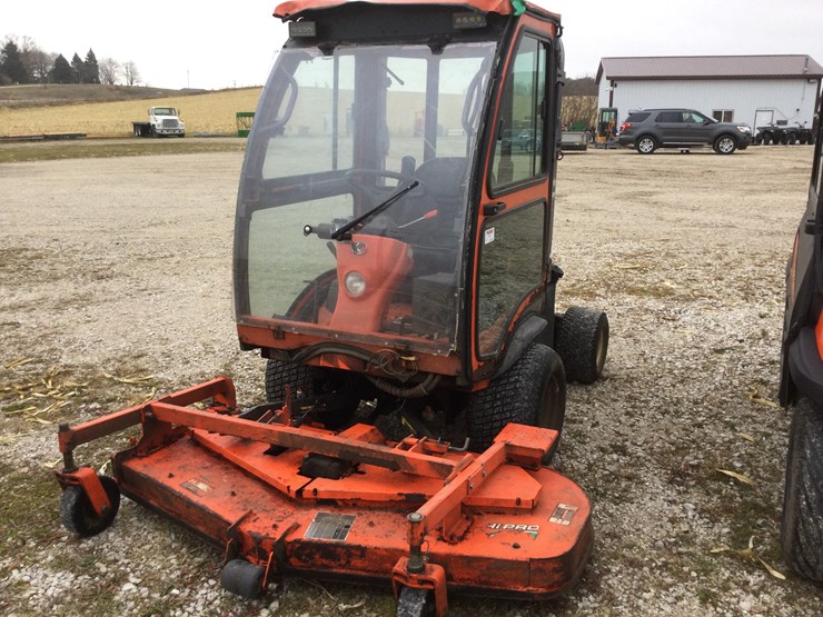 2011-kubota-f3680-image-1