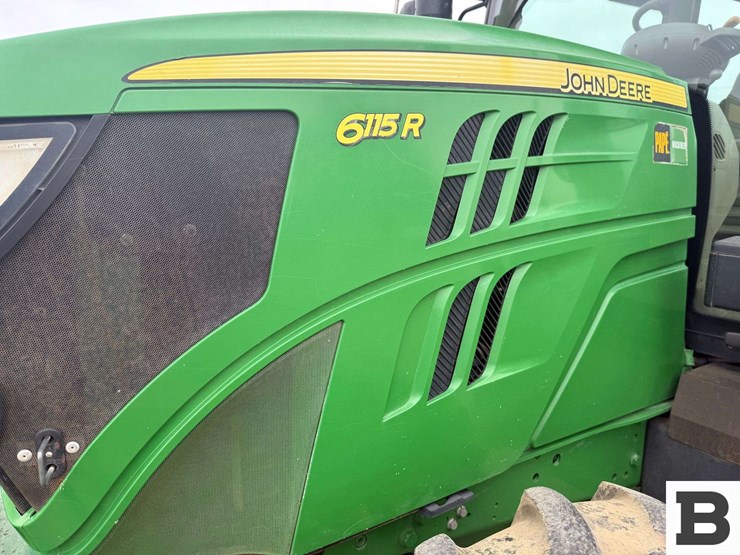 2012-john-deere-6115r-image-13