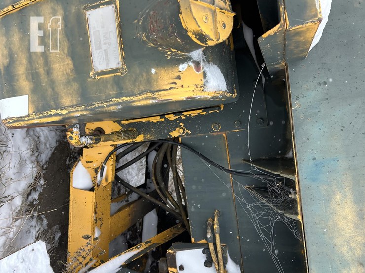 1981-oshkosh-green-snow-blower-image-32