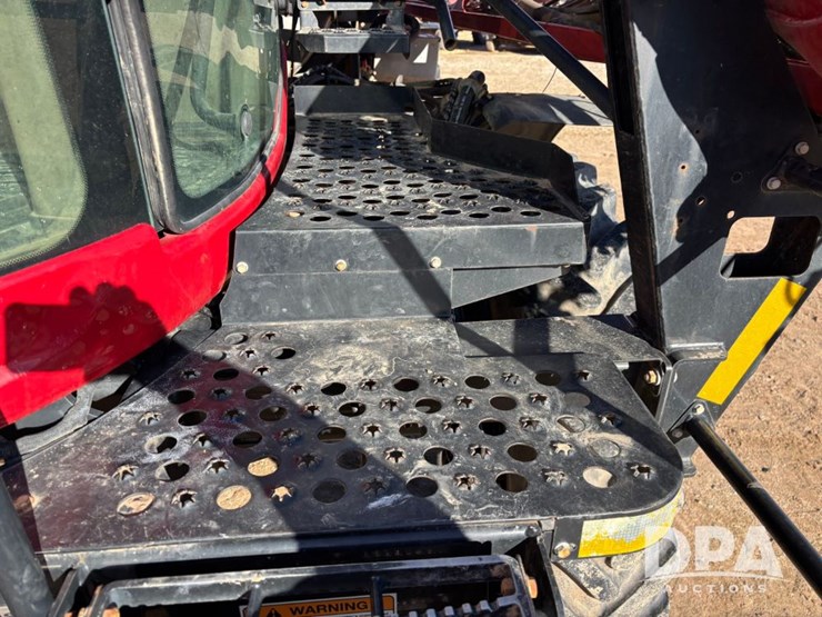 case-ih-patriot-4440-image-102