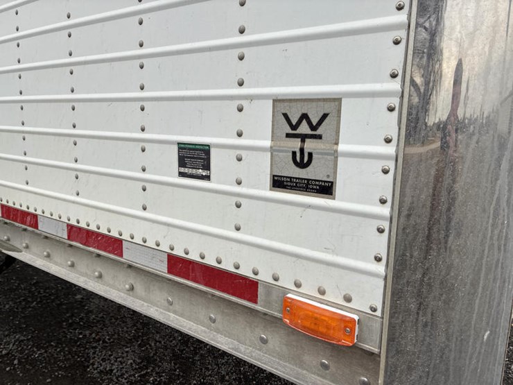 wilson-hopper-bottom-image-57