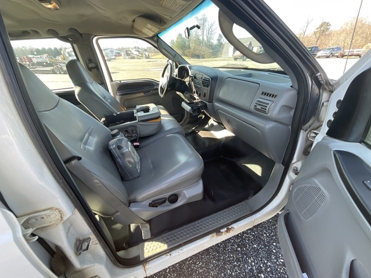 2004-ford-f250-xl-image-6