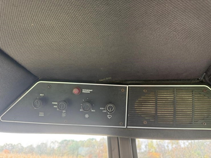 international-1586-image-22