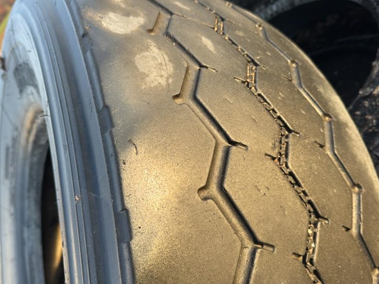 #146-•-truck-tires*-image-5