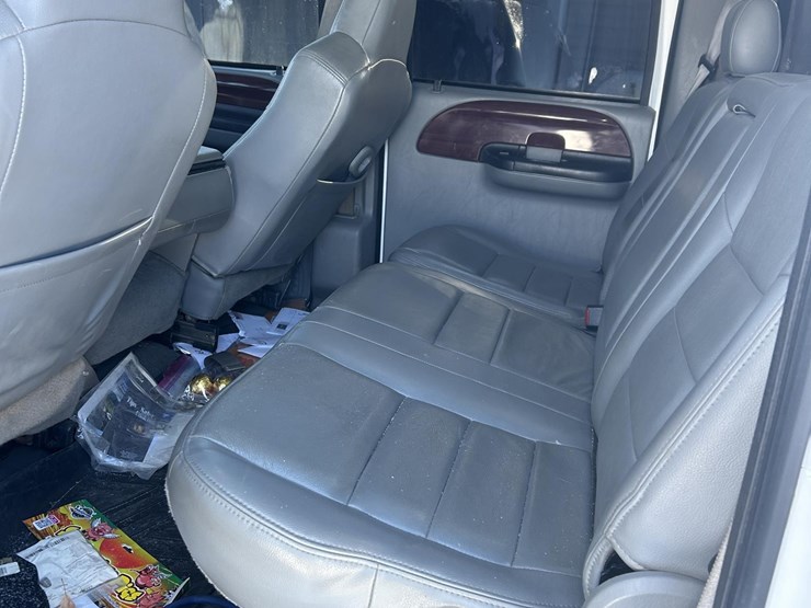 2005-ford-f350-image-34