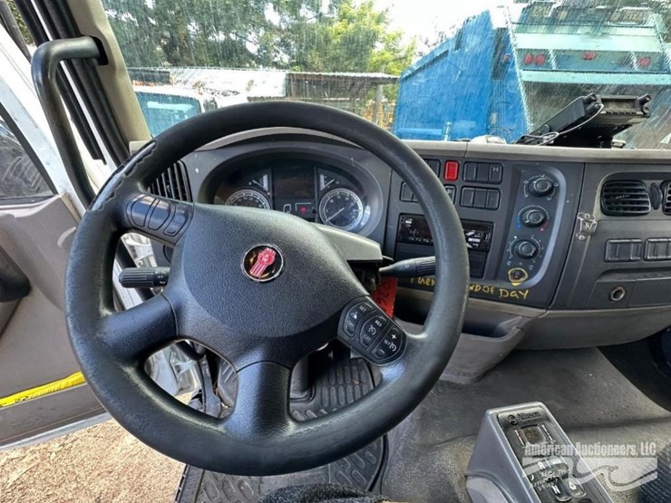 kenworth-k370-image-8