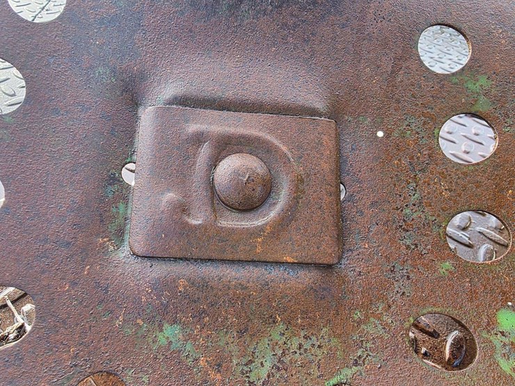 john-deere-seat-image-3