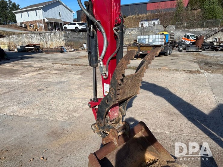 2020-yanmar-vio55-image-19