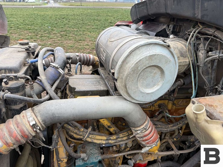 2004-kenworth-t800-image-18