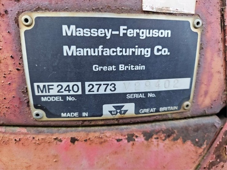 massey-ferguson-240-image-72