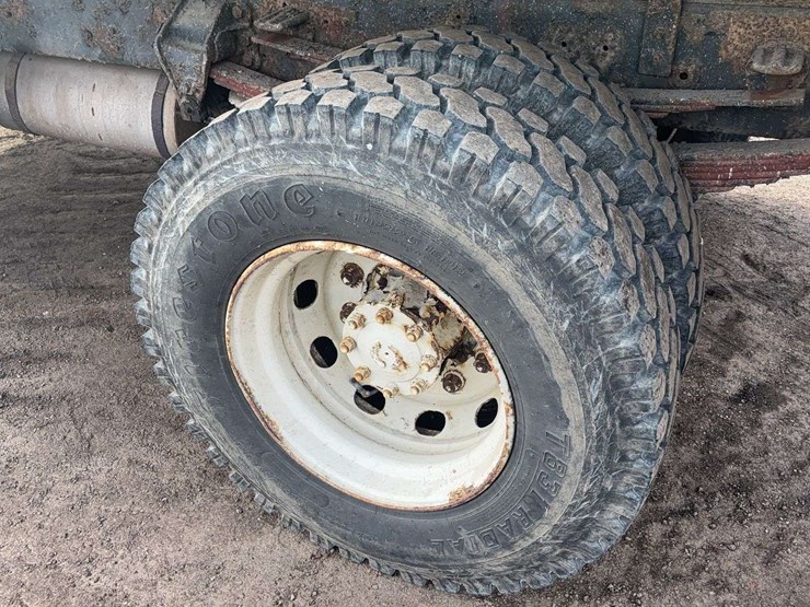 1989-ford-cf8000-image-5